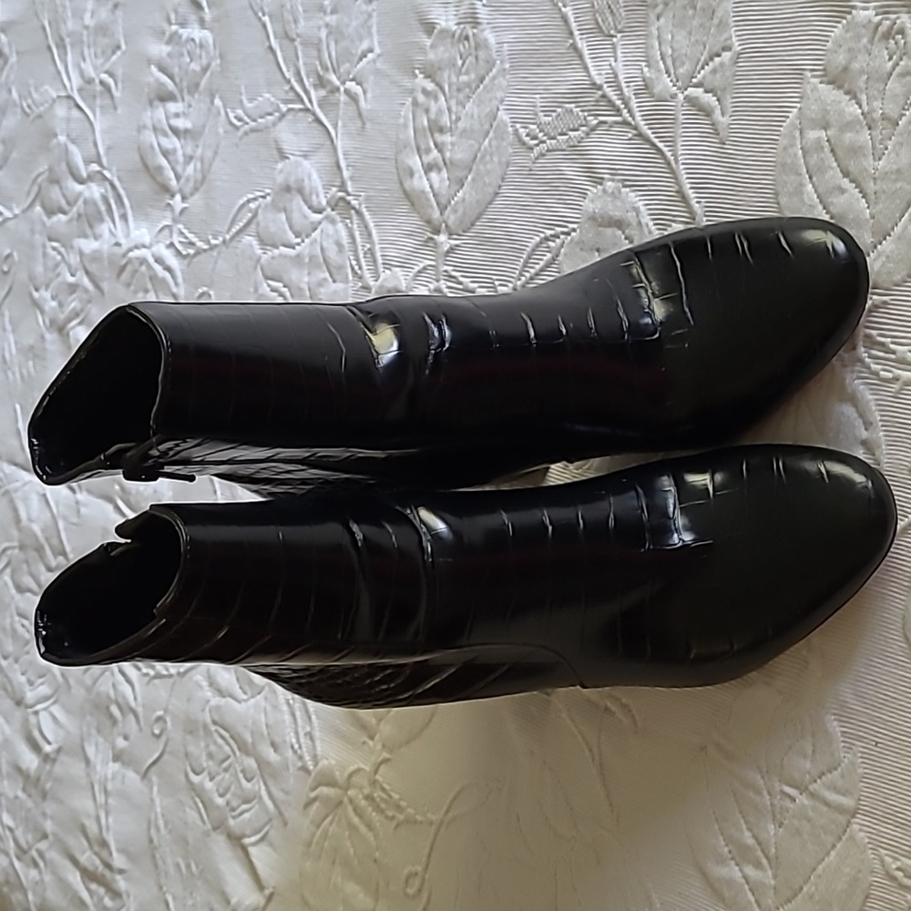ALDO BLACK BOOTIES